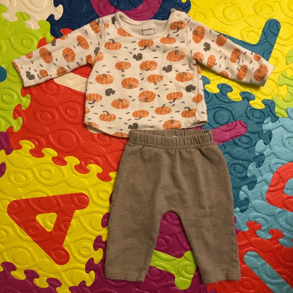 Two piece set